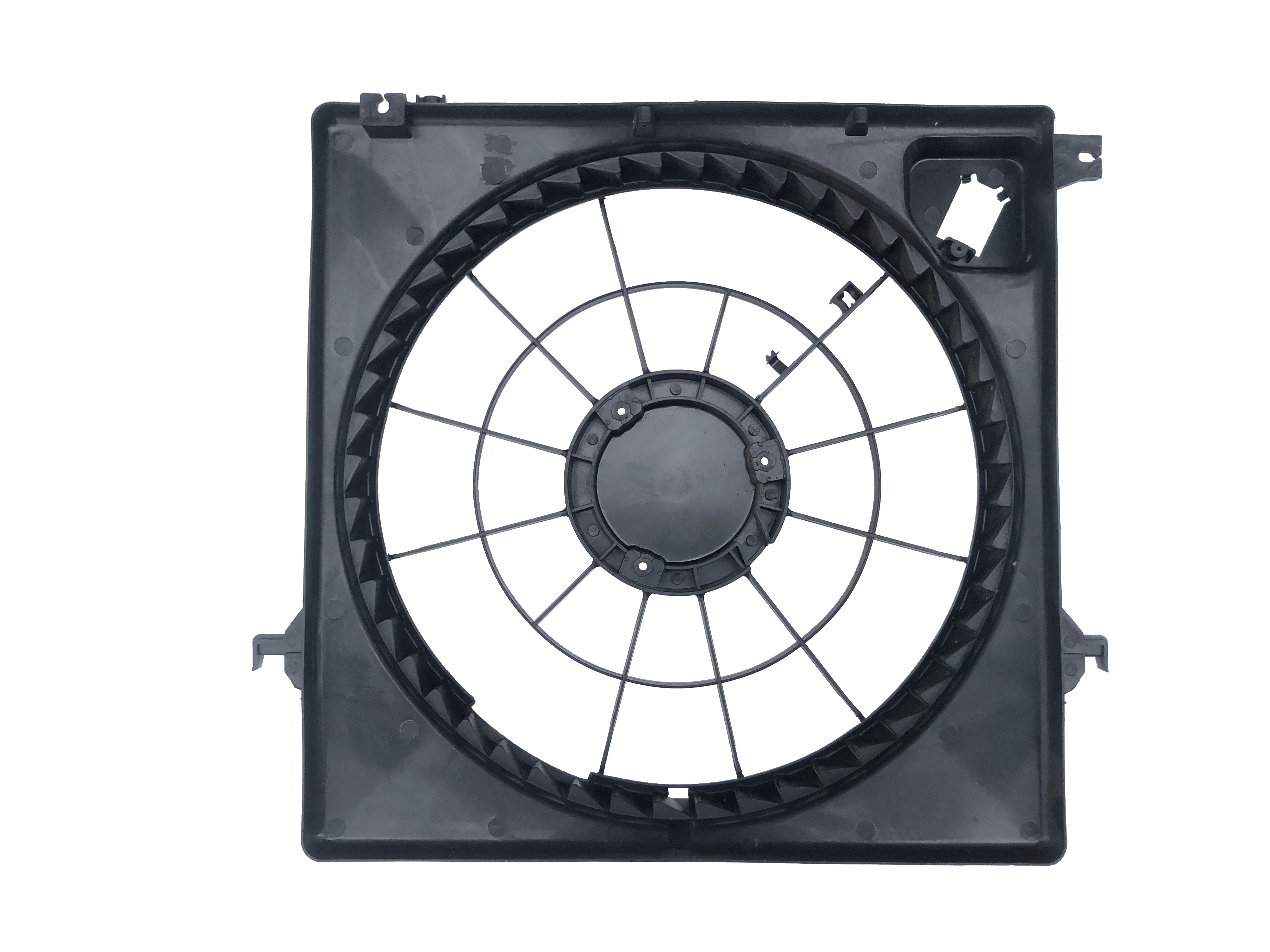 Kühlerlüftergehäuse Hyundai Santa Fe 2012-2015 diesel