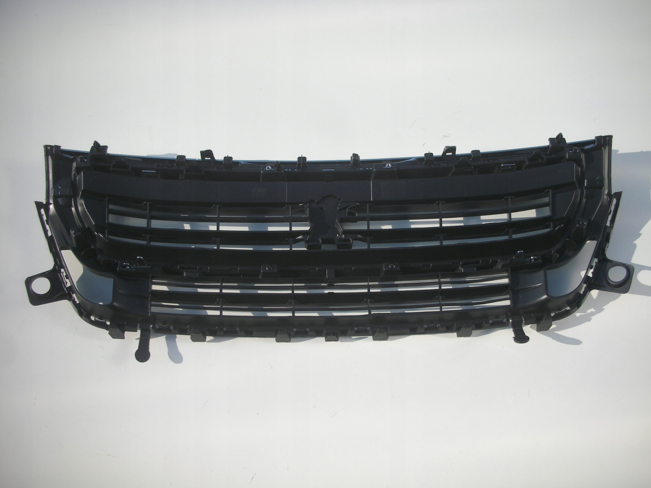 Chrom-Kühlergrill Peugeot Partner II Lift 2015-