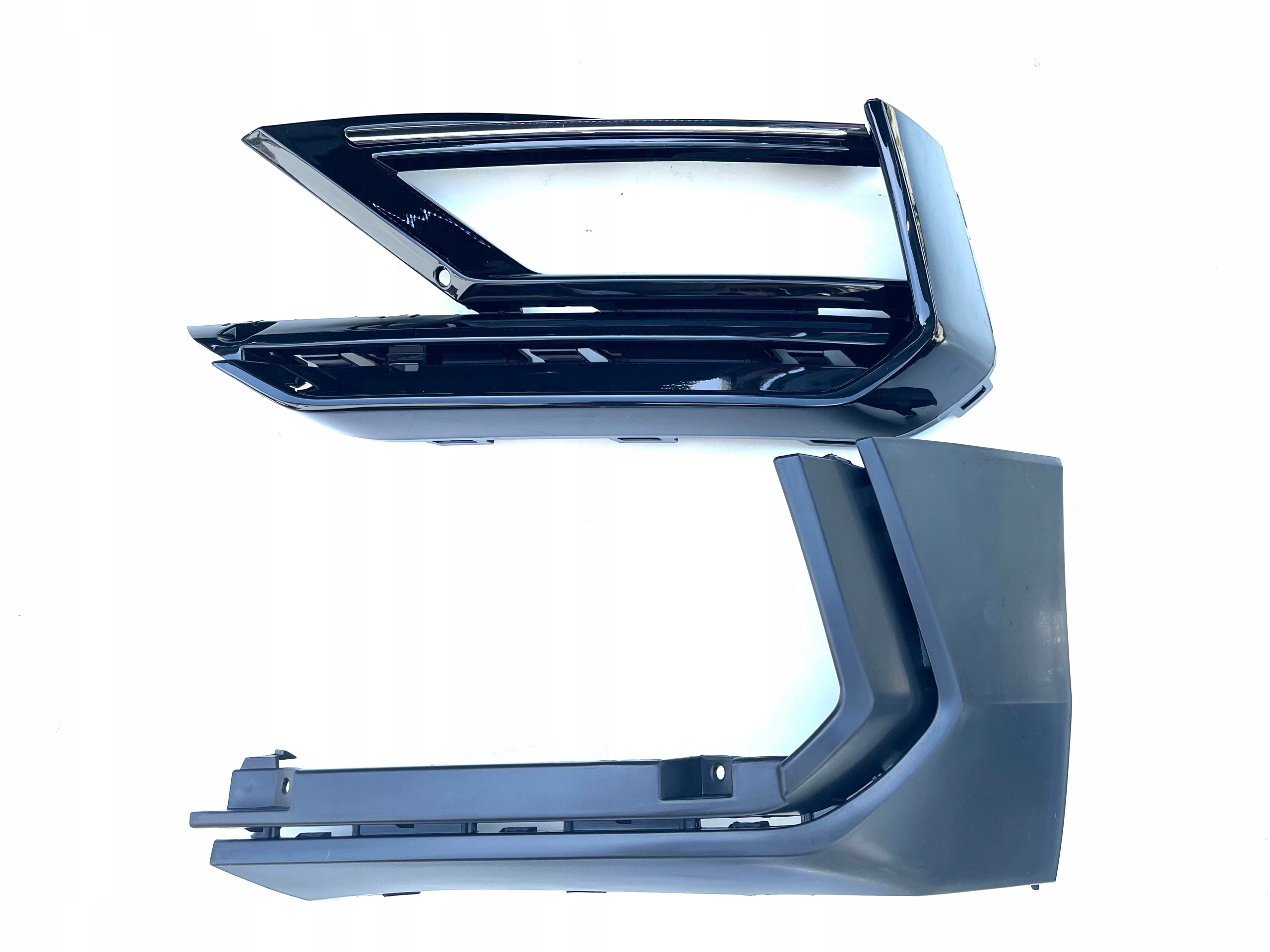Linkes Stoßstangengitter mit Chrom + Spoiler Volkswagen Tiguan 5NA R-LINE LIFT 2017-